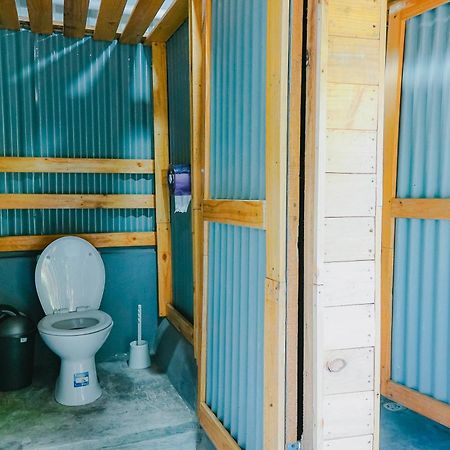Kokos Hostel Padang City Zewnętrze zdjęcie