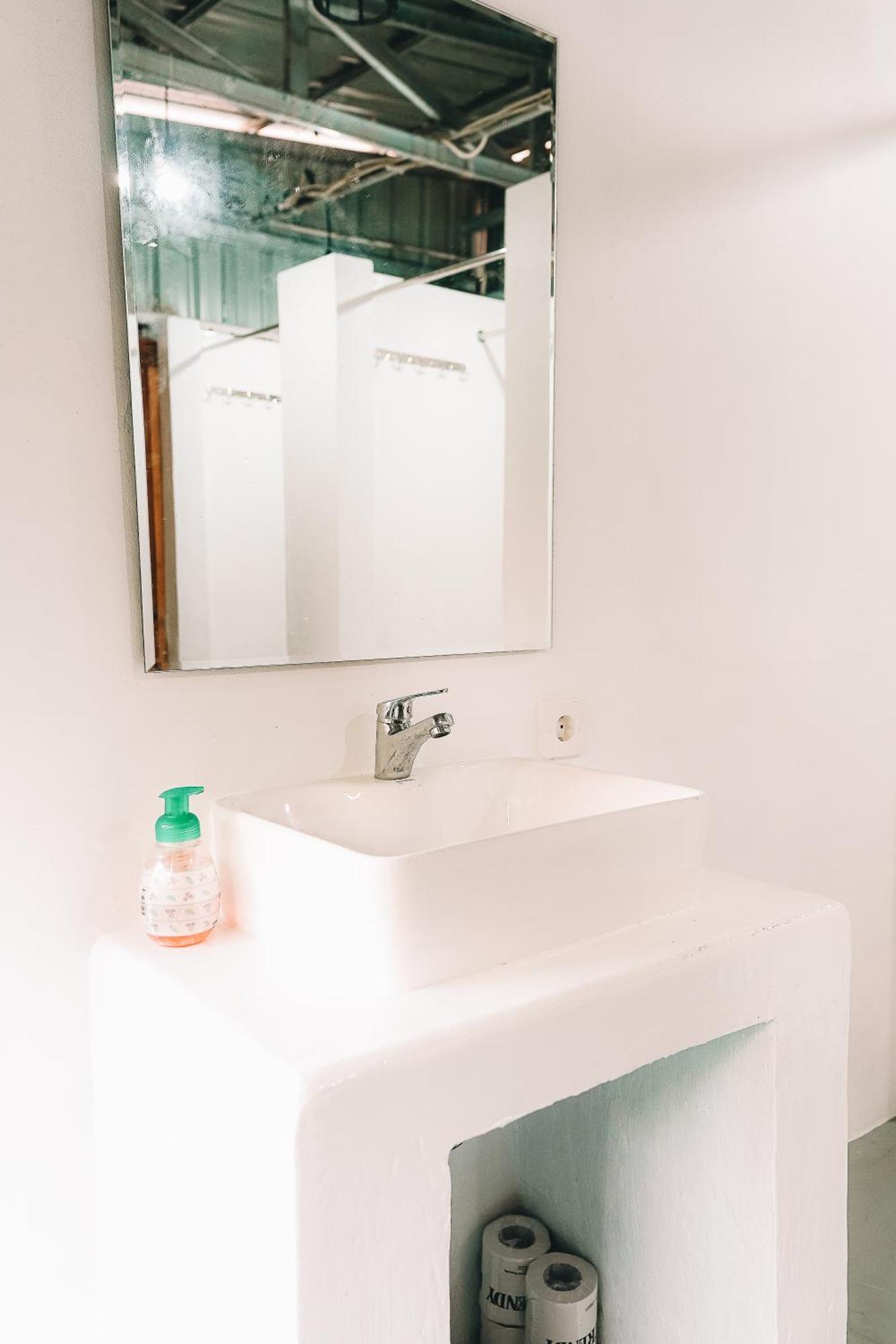 Kokos Hostel Padang City Zewnętrze zdjęcie