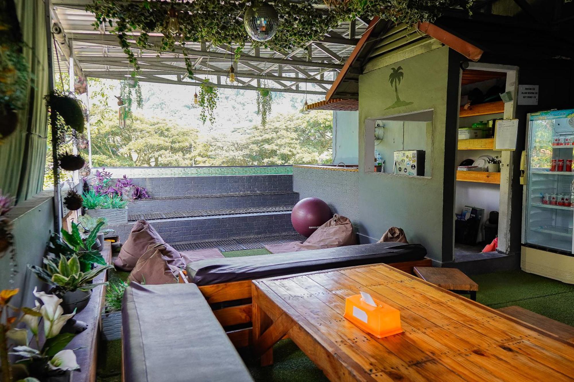 Kokos Hostel Padang City Zewnętrze zdjęcie
