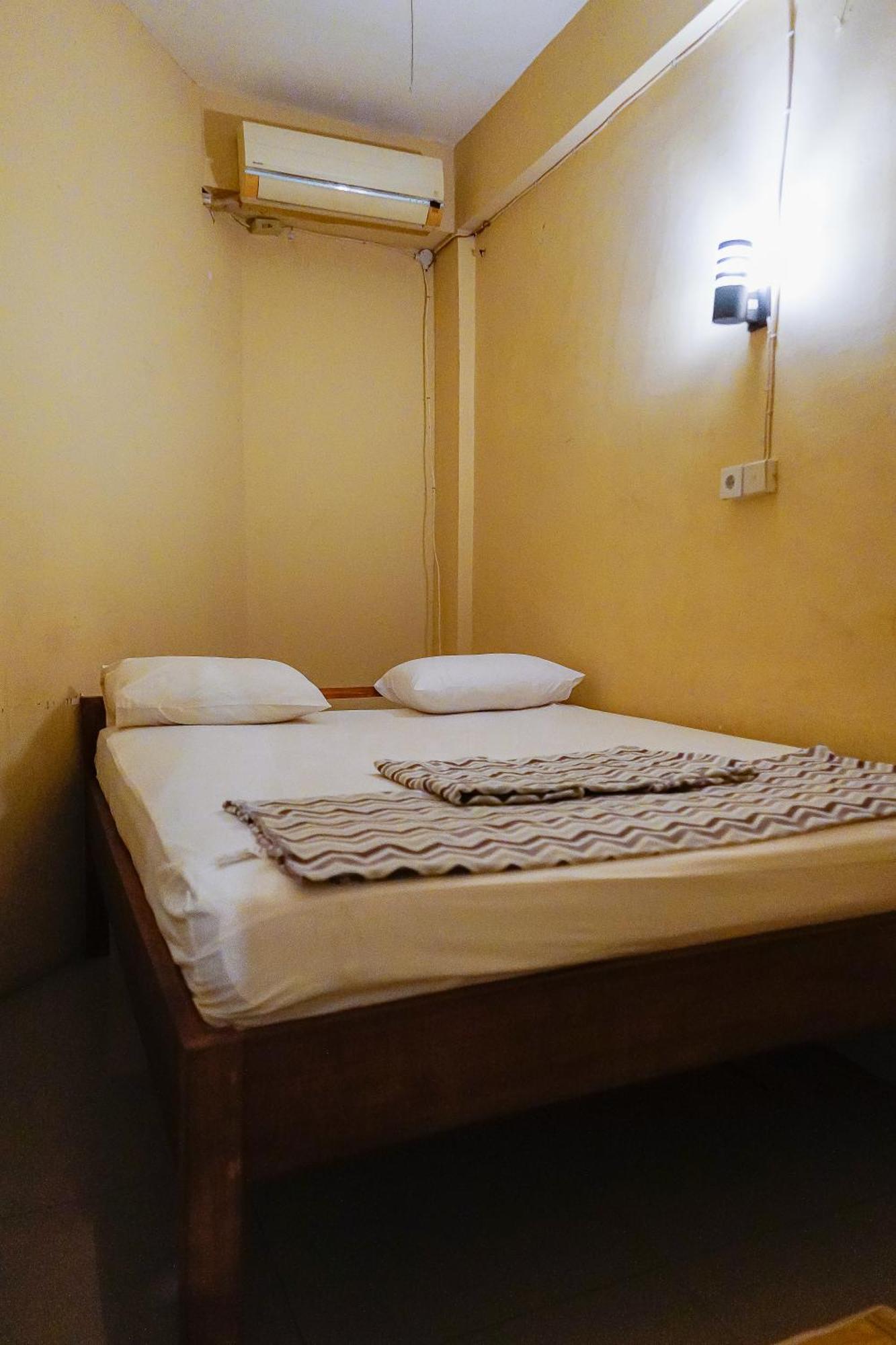 Kokos Hostel Padang City Zewnętrze zdjęcie